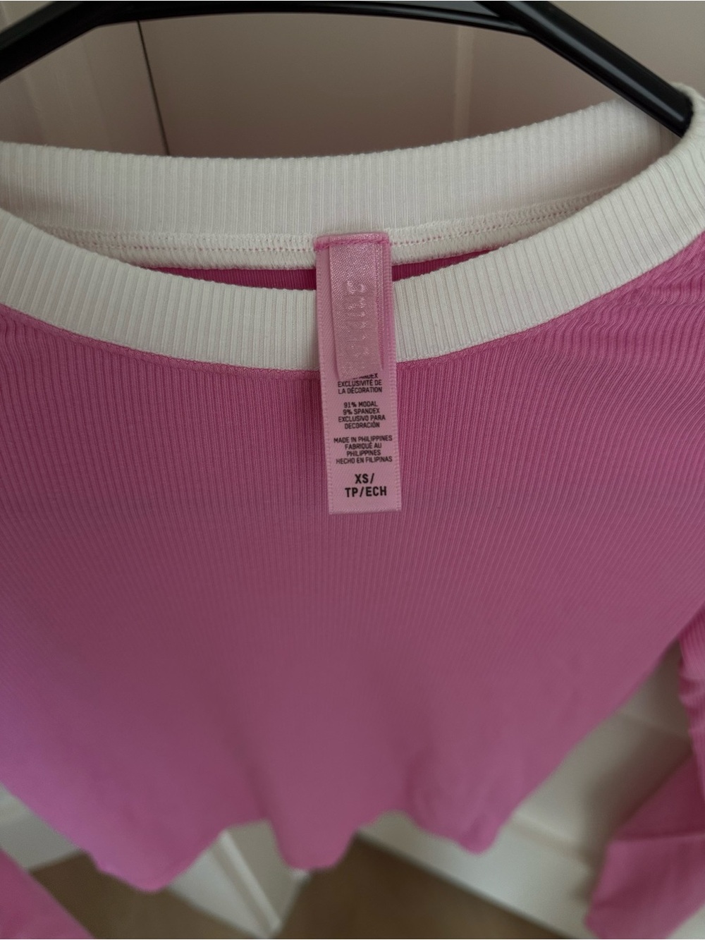SKIMS Pink Long-Sleeve Ribbed Top - Picture 2 of 4